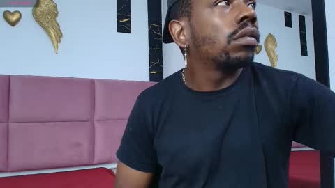 Snapshot of muller_asher chatting on October 2025 02:21:02 AM Muller Asher online show from October 2025 02:21:02 AM