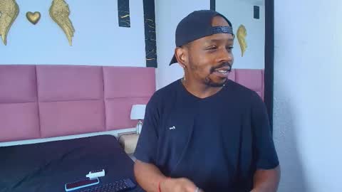 Snapshot of muller_asher chatting on October 2025 09:04:02 PM Muller Asher online show from October 2025 09:04:02 PM