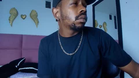 Snapshot of muller_asher chatting on November 2025 04:04:01 AM Muller Asher online show from November 2025 04:04:01 AM