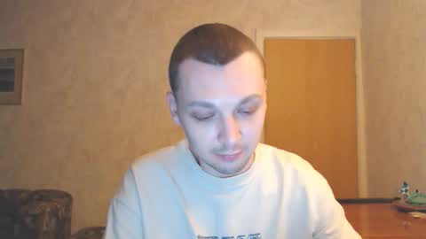 Erik online show from December 2025 03:01:02 AM