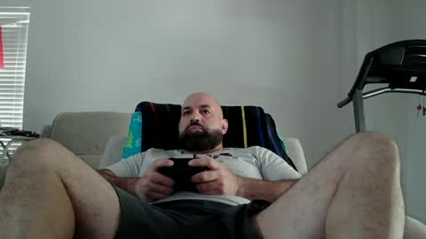 Snapshot of munchies420 chatting on July 2026 06:24:02 PM Bearded online show from July 2026 06:24:02 PM