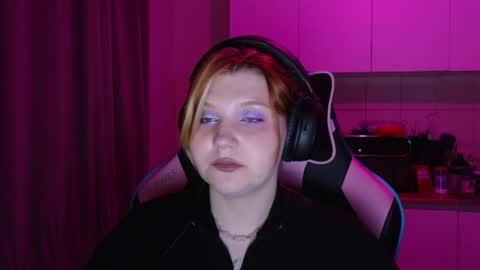 Milana online show from May 2026 03:18:02 PM