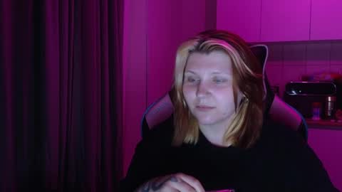 Milana online show from May 2026 03:41:02 PM