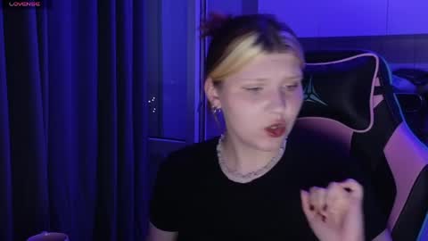 Milana online show from June 2026 03:56:02 PM