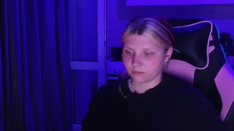 Milana online show from June 2026 03:54:01 PM