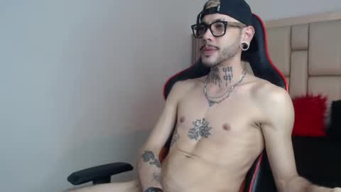 Snapshot of murdockh chatting on January 2025 05:09:01 AM murdok online show from January 2025 05:09:01 AM