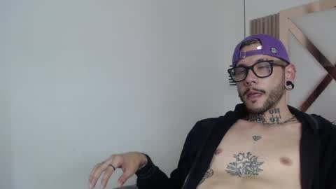 Snapshot of murdockh chatting on February 2025 08:59:02 AM murdok online show from February 2025 08:59:02 AM