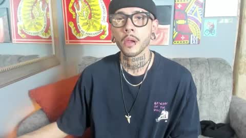 Snapshot of murdockh chatting on October 2025 03:40:02 AM murdok online show from October 2025 03:40:02 AM