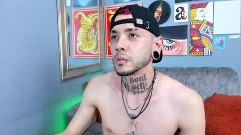 Snapshot of murdockh chatting on December 2025 08:03:01 PM murdok online show from December 2025 08:03:01 PM