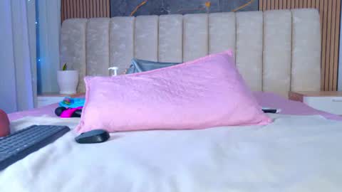 Tell me Sofi  online show from July 2026 03:23:01 AM