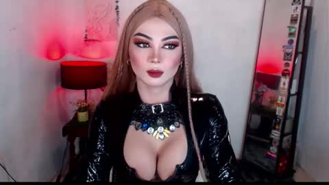 MURPHY online show from November 2025 07:08:02 PM