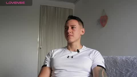 muscle_king_cum online show from May 2026 01:39:02 PM