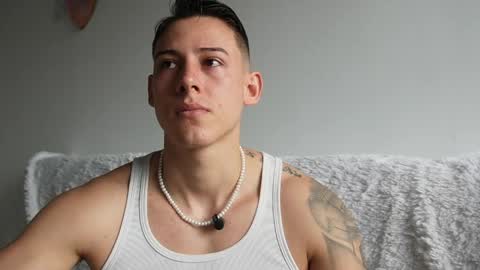 muscle_king_cum online show from June 2026 01:28:02 PM