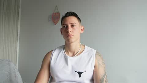 muscle_king_cum online show from June 2026 01:32:02 PM