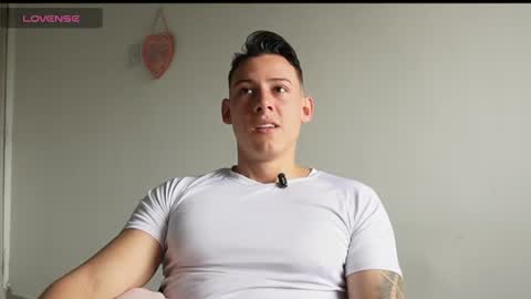 muscle_king_cum online show from June 2026 01:37:01 PM