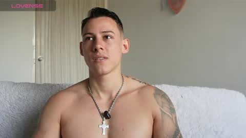 muscle_king_cum online show from July 2026 01:37:01 PM