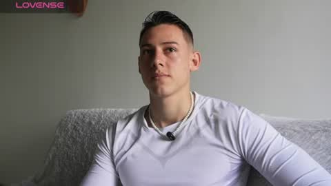 muscle_king_cum online show from July 2026 01:39:02 PM