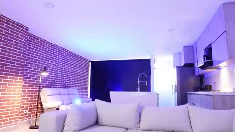 Nick online show from November 2025 12:18:01 PM