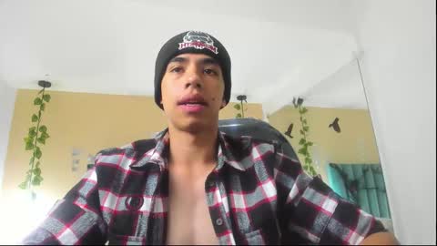 muscle scott online show from October 2025 12:17:02 PM