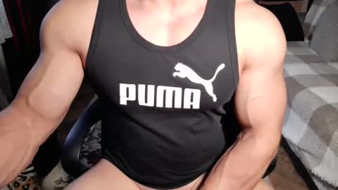 Snapshot of musclebredon chatting on December 2025 07:27:02 AM BRENDON online show from December 2025 07:27:02 AM