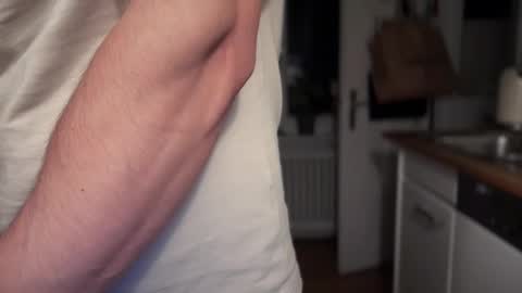 Snapshot of musclehair3 chatting on December 2025 05:07:02 PM musclehair3 online show from December 2025 05:07:02 PM