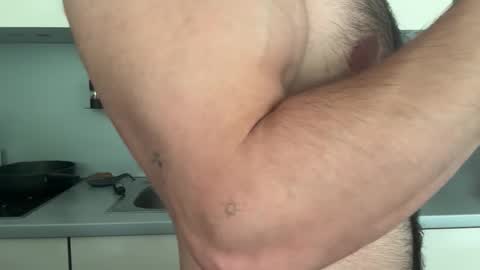 Snapshot of musclehair3 chatting on June 2026 08:52:01 AM musclehair3 online show from June 2026 08:52:01 AM