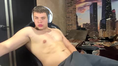 Snapshot of musclephantom chatting on April 2026 08:20:01 PM Egor online show from April 2026 08:20:01 PM