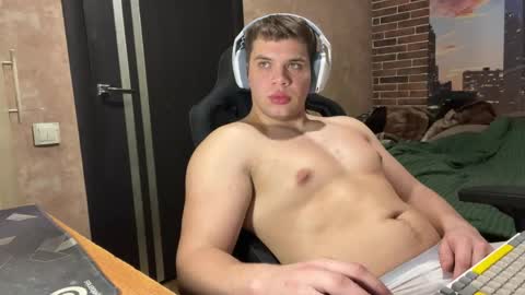 Snapshot of musclephantom chatting on April 2026 09:15:02 PM Egor online show from April 2026 09:15:02 PM