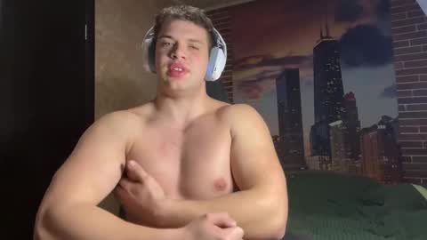 Snapshot of musclephantom chatting on April 2026 08:44:01 PM Egor online show from April 2026 08:44:01 PM