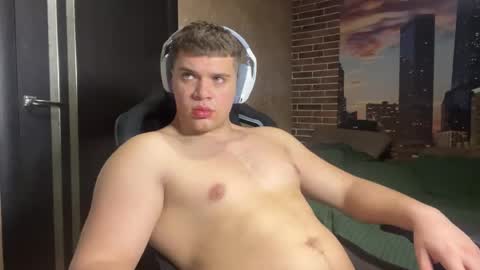 Snapshot of musclephantom chatting on April 2026 09:16:02 PM Egor online show from April 2026 09:16:02 PM
