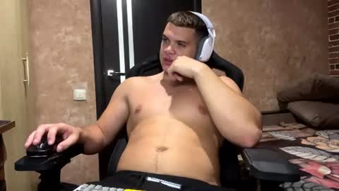 Snapshot of musclephantom chatting on July 2026 09:31:02 PM Egor online show from July 2026 09:31:02 PM