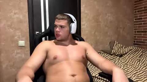 Snapshot of musclephantom chatting on July 2026 08:33:02 PM Egor online show from July 2026 08:33:02 PM