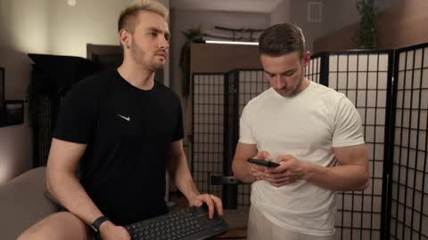 Snapshot of muscularfriend chatting on March 2025 03:24:02 PM Ivan online show from March 2025 03:24:02 PM