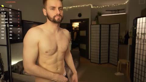 Snapshot of muscularfriend chatting on January 2026 04:43:02 PM Ivan online show from January 2026 04:43:02 PM