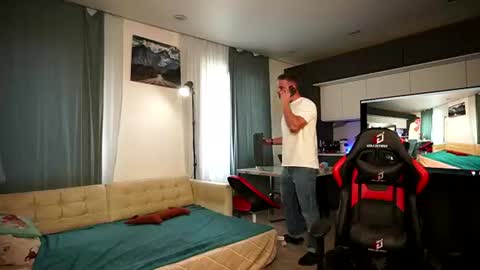 Ivan  online show from June 2026 03:11:02 PM