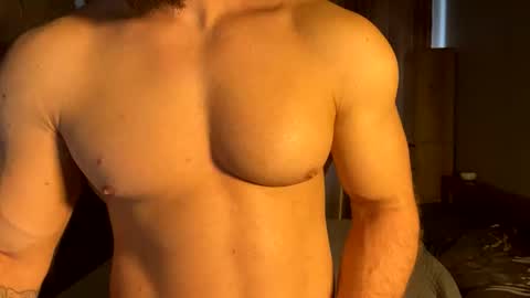 muscularjuggler online show from May 2026 02:30:02 AM