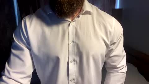 muscularjuggler online show from July 2026 04:05:02 AM