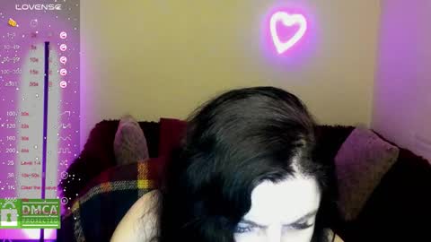 Jenya online show from November 2025 07:05:02 PM