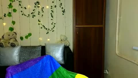 Jeneva online show from April 2026 05:22:02 PM