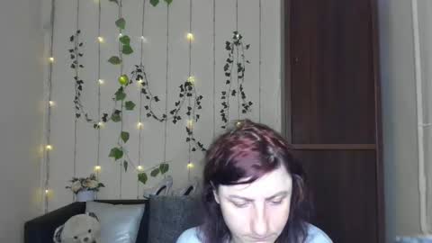 Jeneva online show from April 2026 05:21:02 PM