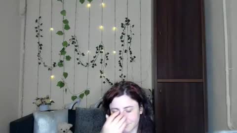 Jeneva online show from May 2026 06:02:01 PM