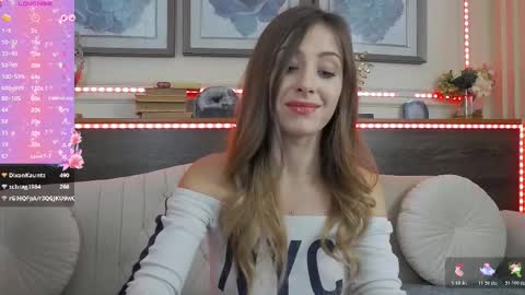 Snapshot of musedollx chatting on November 2025 10:44:02 PM Luna online show from November 2025 10:44:02 PM