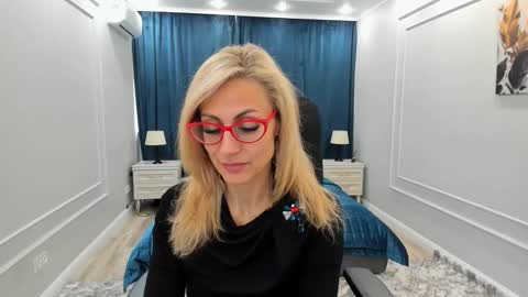 Snapshot of museofstage chatting on March 2025 11:31:01 AM Diana online show from March 2025 11:31:01 AM