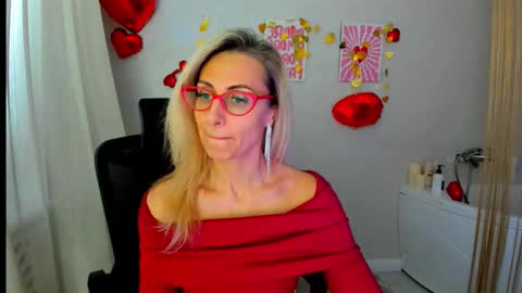 Snapshot of museofstage chatting on February 2026 11:37:01 AM Diana online show from February 2026 11:37:01 AM