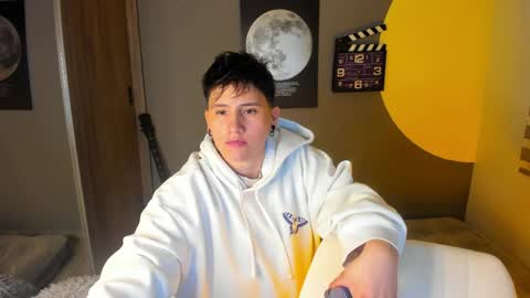 VALENTINA Luna  online show from June 2026 02:49:02 AM