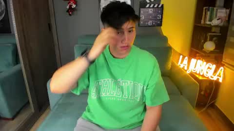 VALENTINA Luna  online show from July 2026 02:48:02 AM