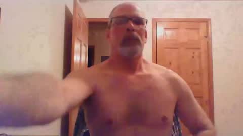 Snapshot of mustang_daddy chatting on March 2025 01:59:02 AM 307MountainMan online show from March 2025 01:59:02 AM