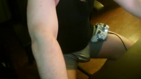 mustenjoyhead79 online show from May 2026 01:56:02 AM