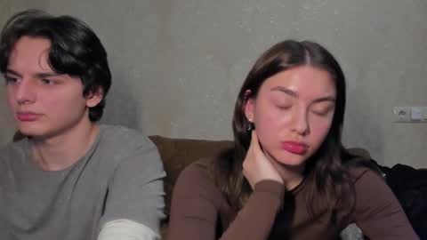 Snapshot of muuur_fam chatting on September 2025 07:58:02 PM HEY online show from September 2025 07:58:02 PM