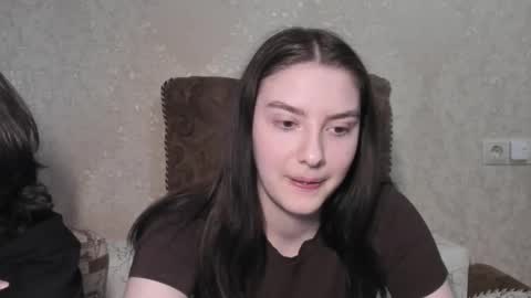 cute couple online show from March 2026 04:11:02 PM